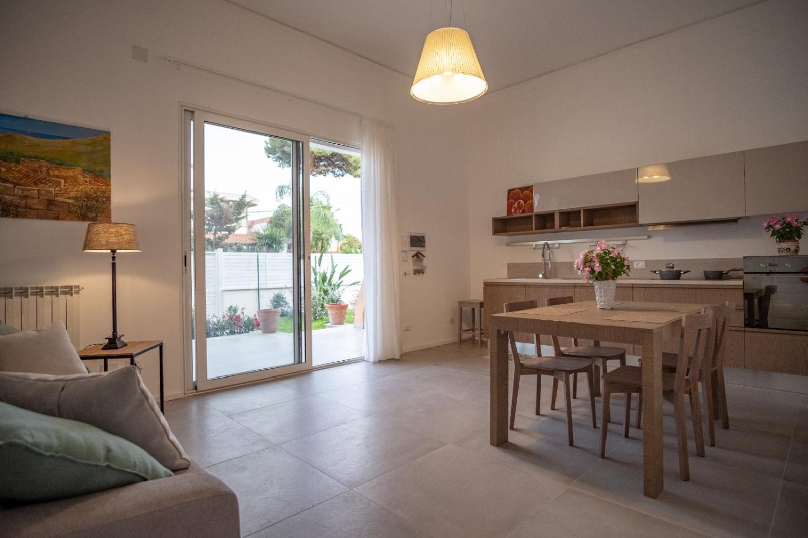 Mondello Felix - Appartamenti In Villa A 600M Dal Mare 外观 照片