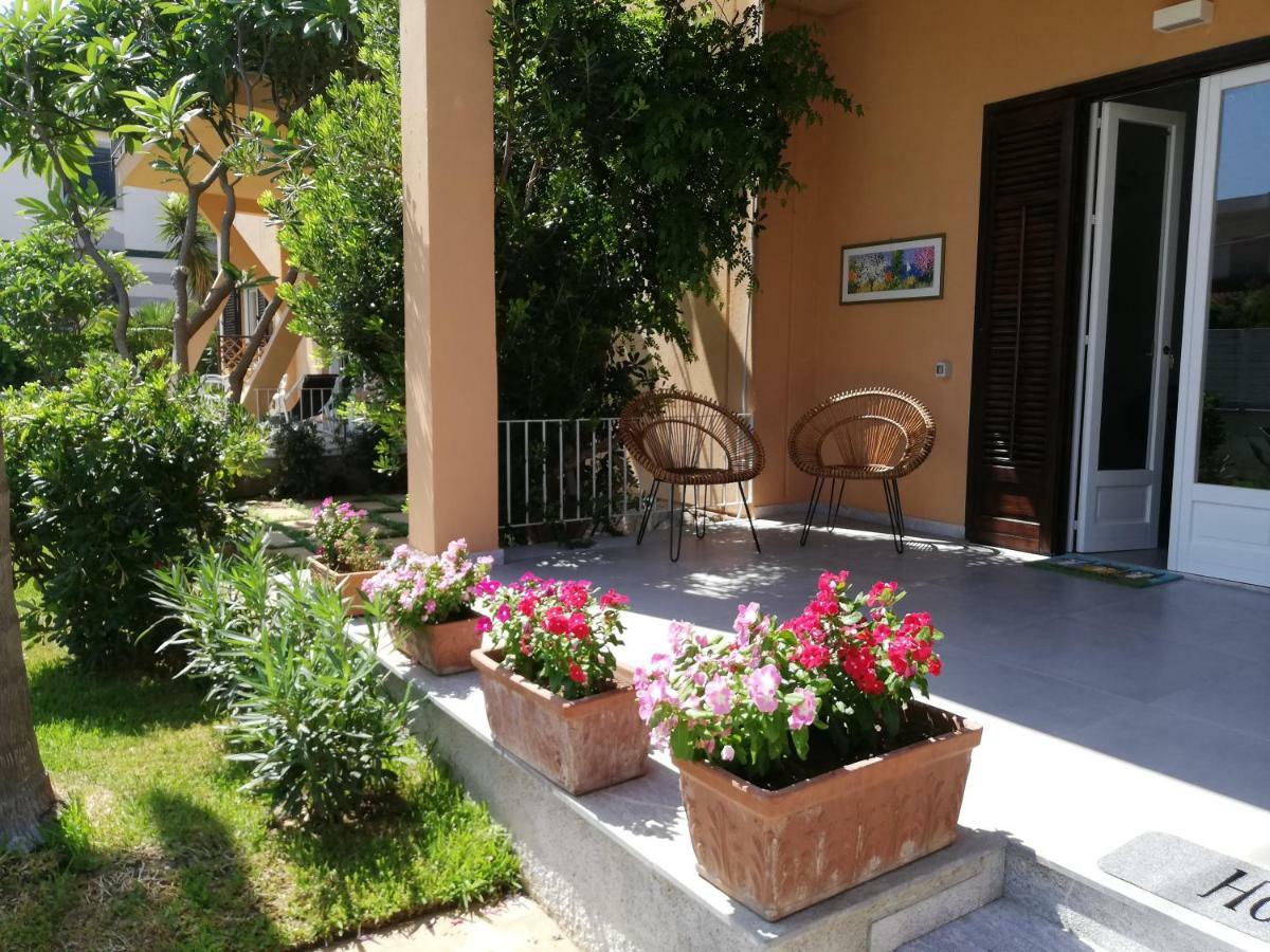 Mondello Felix - Appartamenti In Villa A 600M Dal Mare 外观 照片